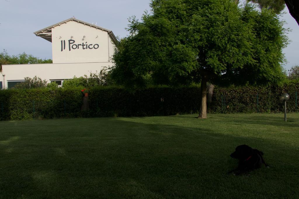 Hotel Il Portico Fano Esterno foto